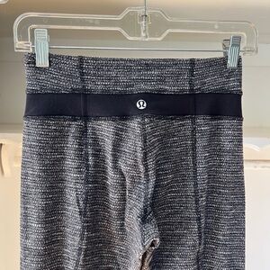 lululemon athletica women’s skinny groove pants
